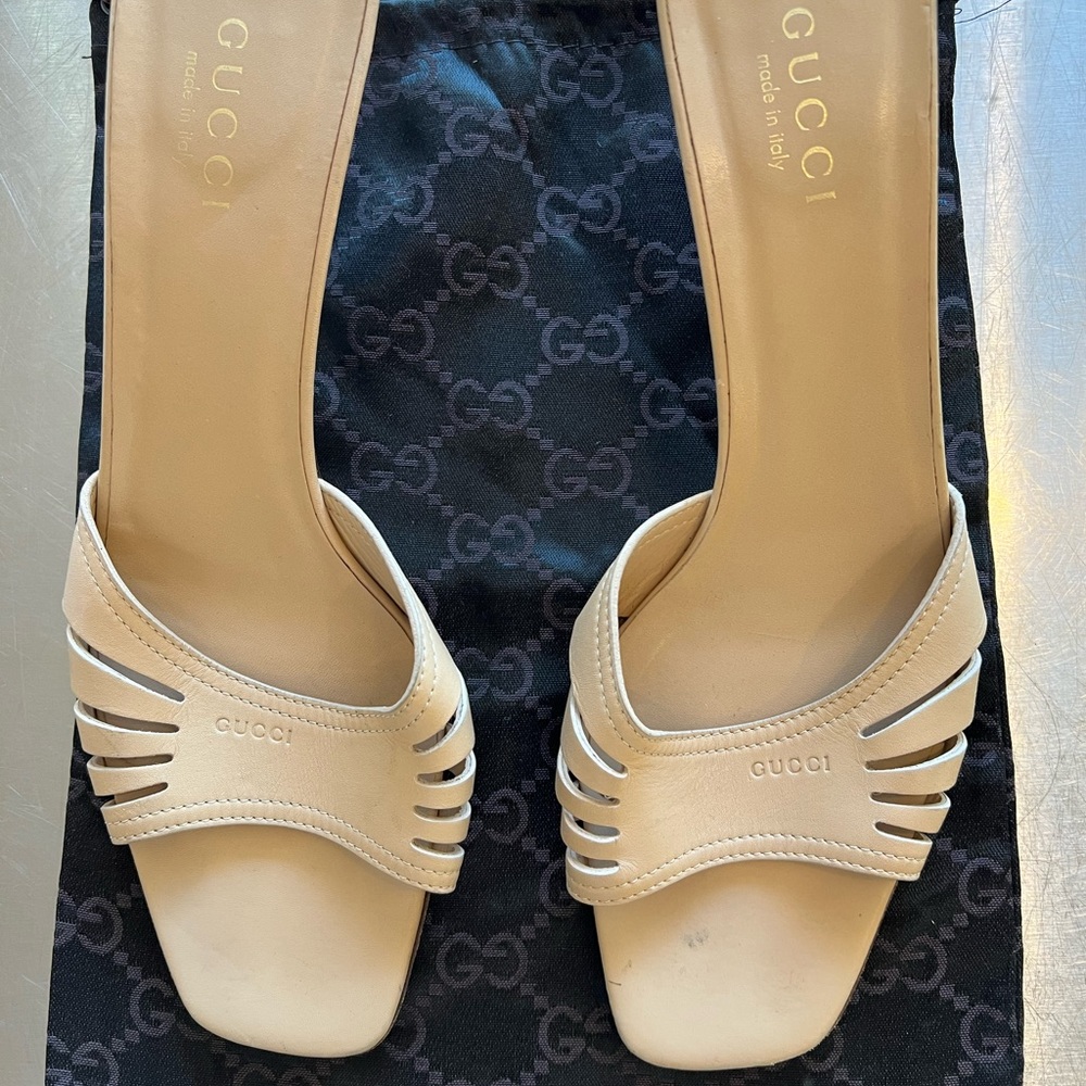 Gucci kitten heel slides. Size 10.5.